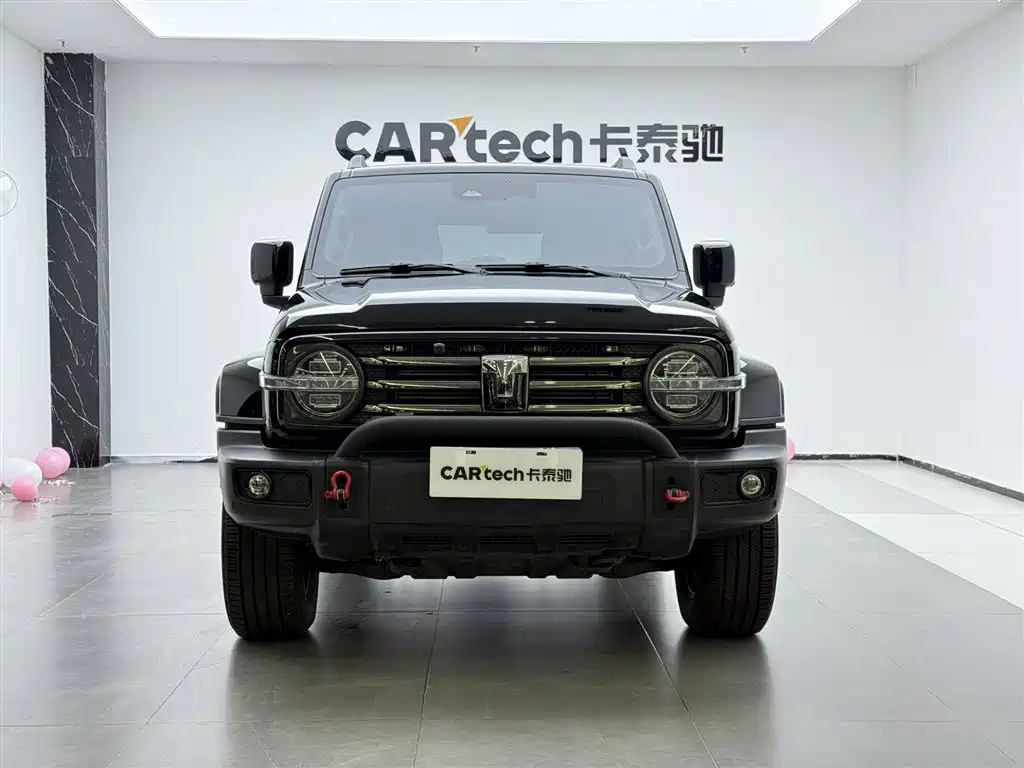 Tank 300 2024 2.0T Traverser купить на сайте DeffCars