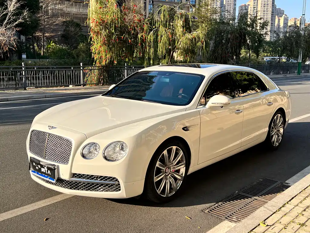 Flying Spur 2015 4.0T V8 Deluxe Edition купить на сайте DeffCars