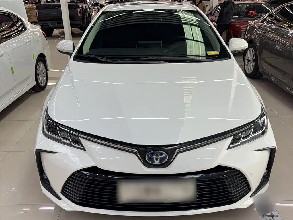 Corolla 2021 Dual Engine 1.8L E-CVT Elite Edition купить на сайте DeffCars