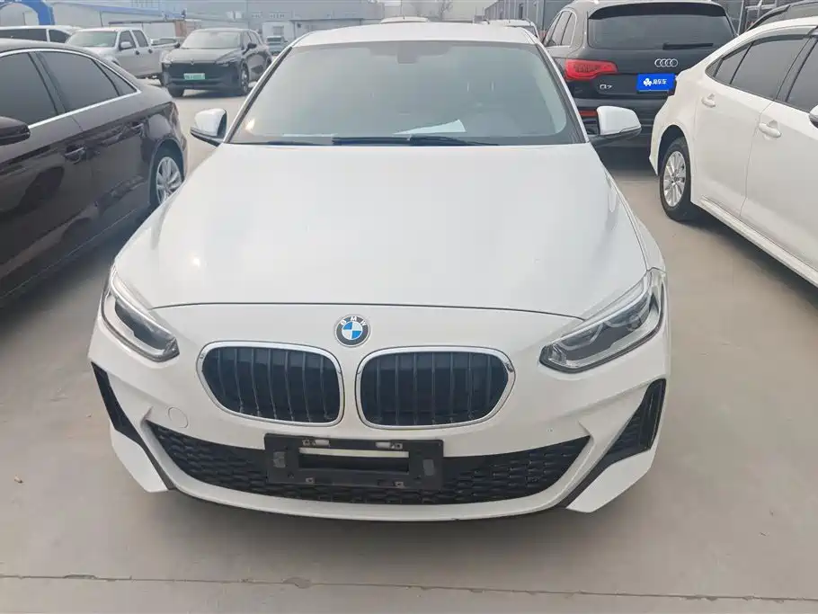 BMW 1 Series 2021 facelift 120i M sports version купить на сайте DeffCars