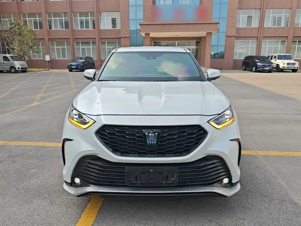 Crown 2021 2.5L HEV two-wheel drive enterprising version купить на сайте DeffCars