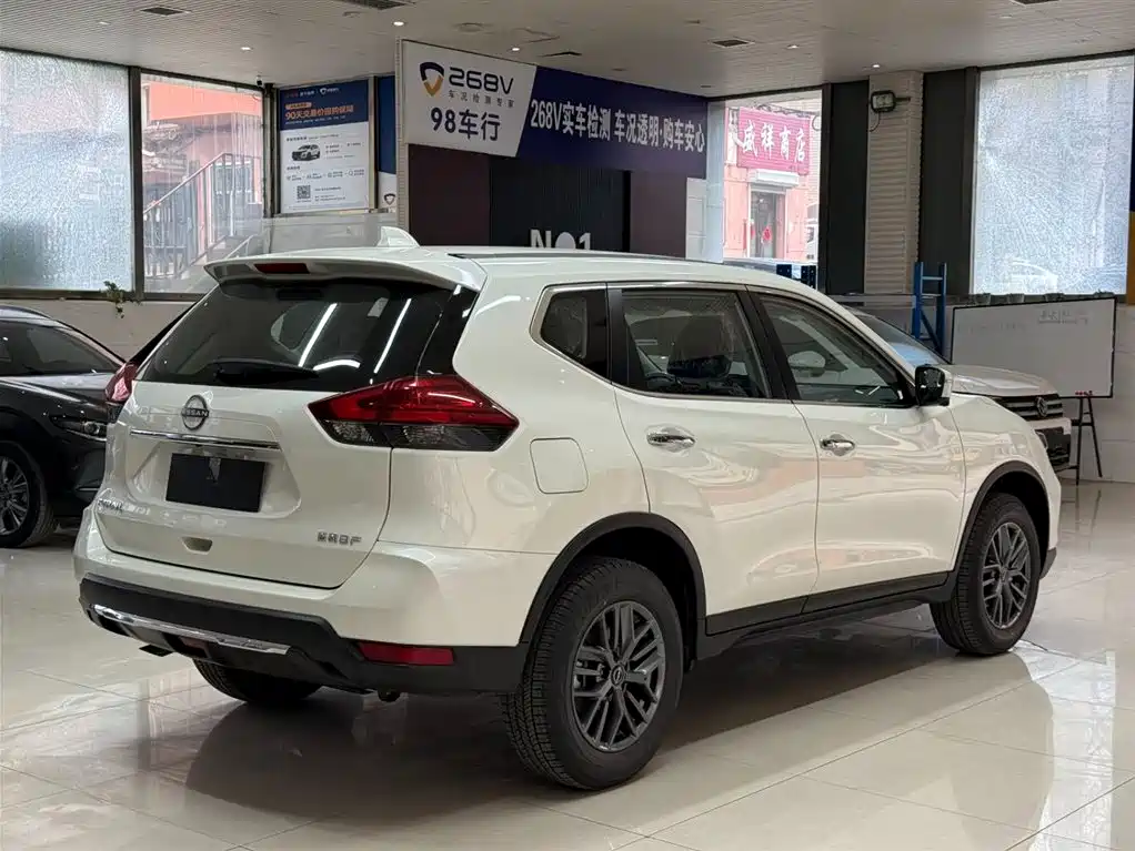 X-Trail 2025 Honor 2.0L Two-wheel Drive Leading Edition купить на сайте DeffCars