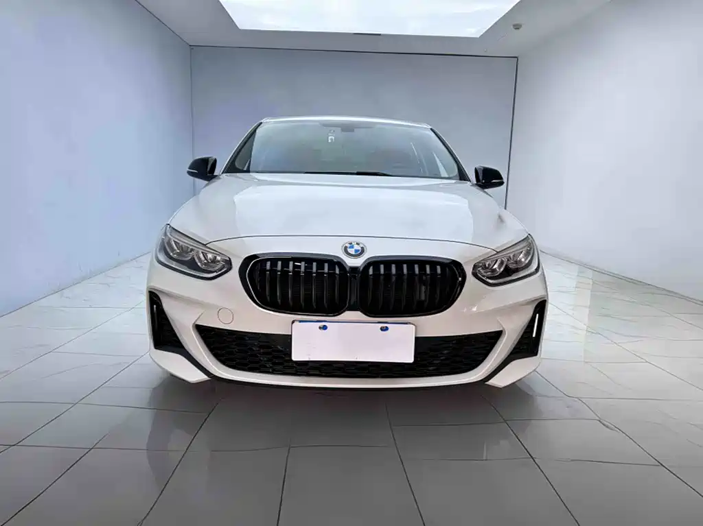 BMW 1 Series 2021 facelift 125i M Sports Night Edition купить на сайте DeffCars