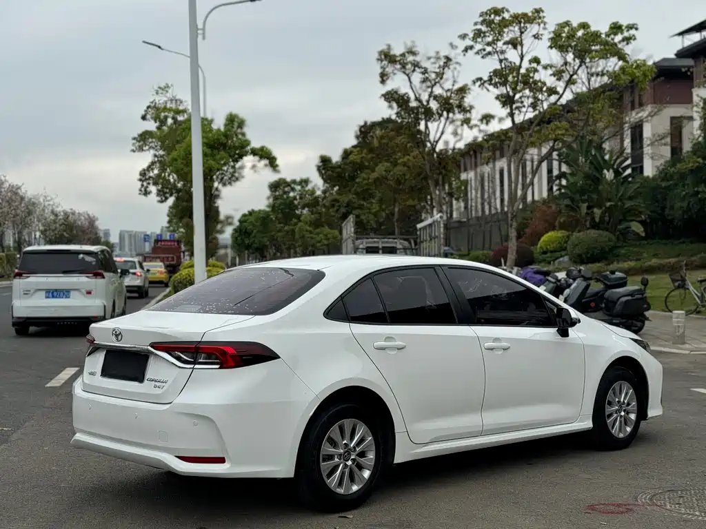 Corolla 2021 1.2T S-CVT Elite Edition купить на сайте DeffCars