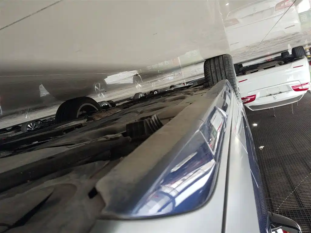 BMW X2 2020 sDrive25i Leading M Off-Road Package купить на сайте DeffCars