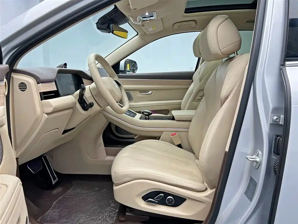 Wenjie M7 2024 1.5T Smart Driving Rear Drive Pro Version 5 Seats купить на сайте DeffCars
