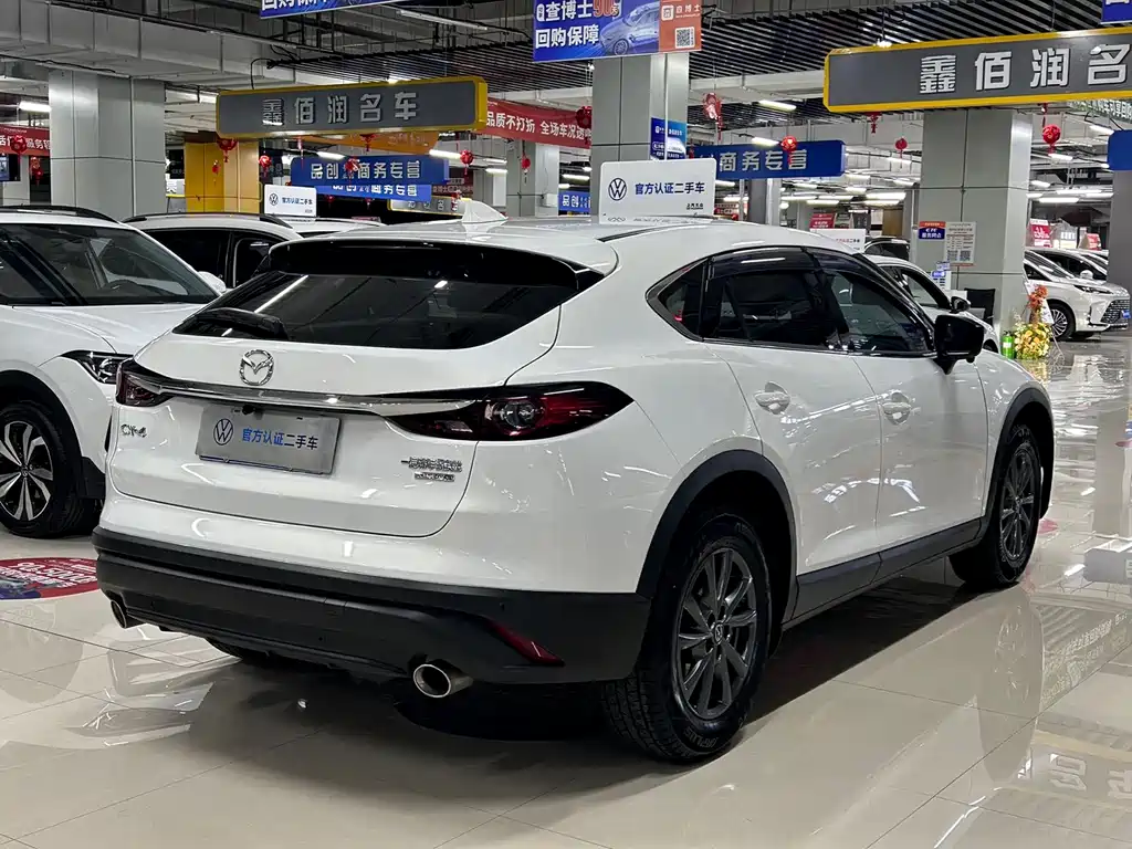 Mazda CX-4 2021 2.0L automatic two-wheel drive Blue Sky Vitality Edition купить на сайте DeffCars
