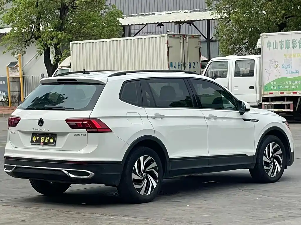Tiguan L 2022 330TSI automatic two-wheel drive comfort version купить на сайте DeffCars