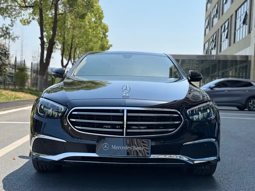 Mercedes-Benz E-Class 2023 E 300 L Fashion купить на сайте DeffCars