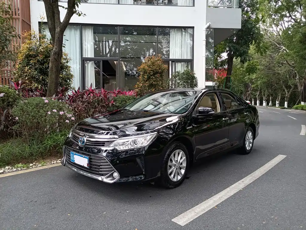 Camry 2015 Shuangqing 2.5HG Deluxe Navigation Edition купить на сайте DeffCars