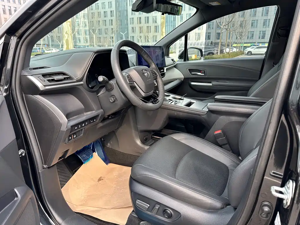 Grevia 2023 2.5L Hybrid Flagship VIP Edition купить на сайте DeffCars