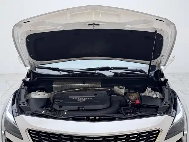 Cadillac XT4 2021 28T two-wheel drive technology купить на сайте DeffCars