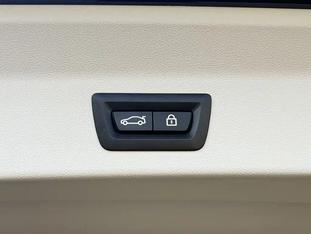 BMW X3 2023 xDrive30i Advanced M Night Package купить на сайте DeffCars