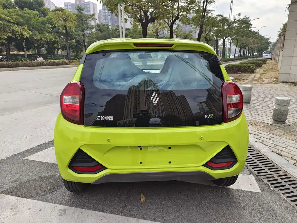 Yizhi EV2 2024 model 201km luxury model купить на сайте DeffCars