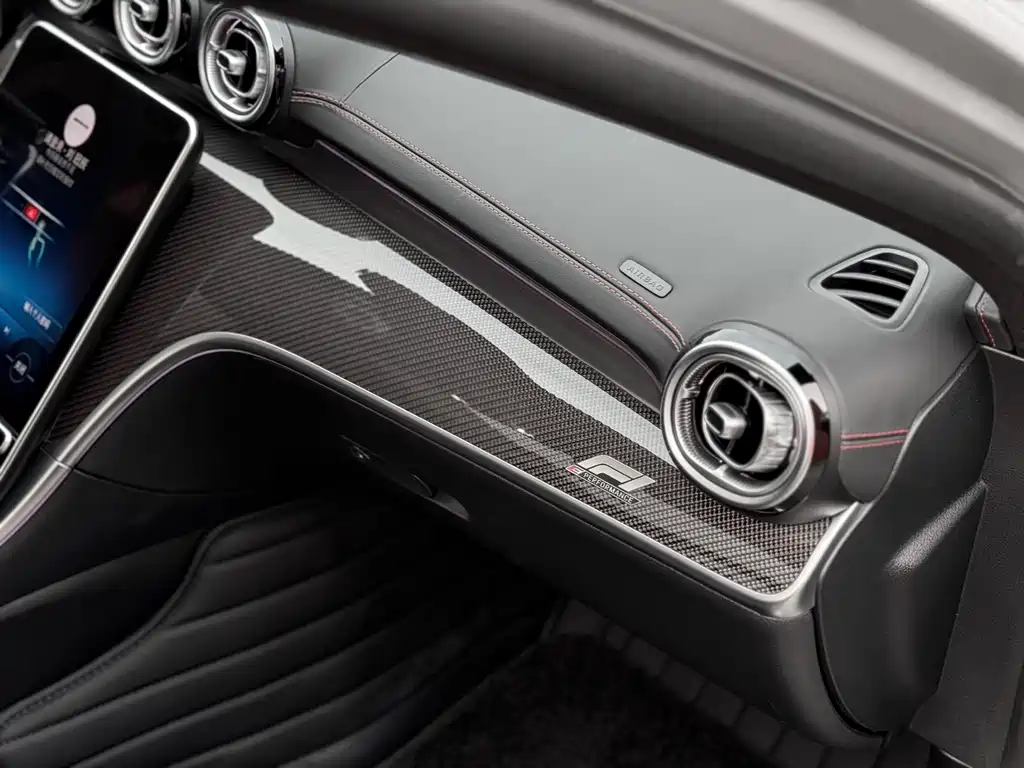 Mercedes-Benz C-Class AMG New Energy 2024 AMG C 63 S E PERFORMANCE F1 Special Edition купить на сайте DeffCars