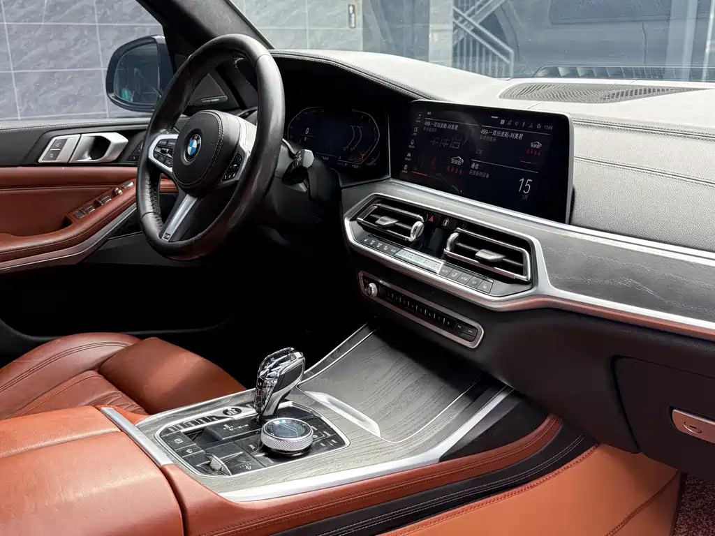 BMW X7 2019 xDrive40i Exclusive M Sports Package купить на сайте DeffCars