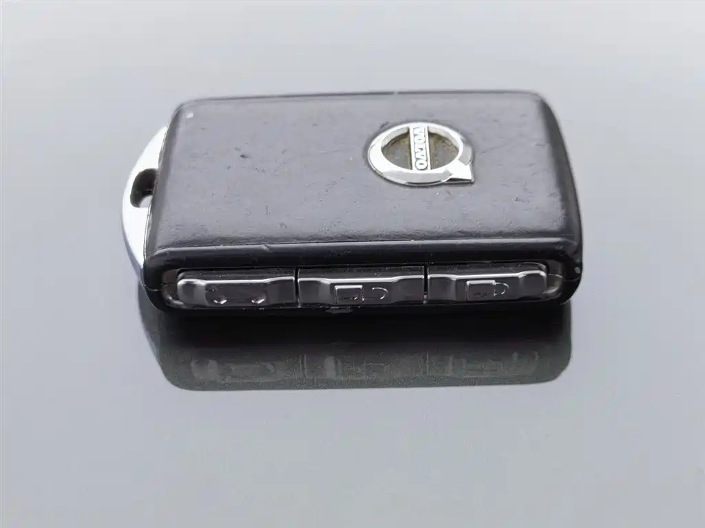 Volvo XC60 2021 T5 four-wheel drive Zhiyuan Deluxe Edition купить на сайте DeffCars