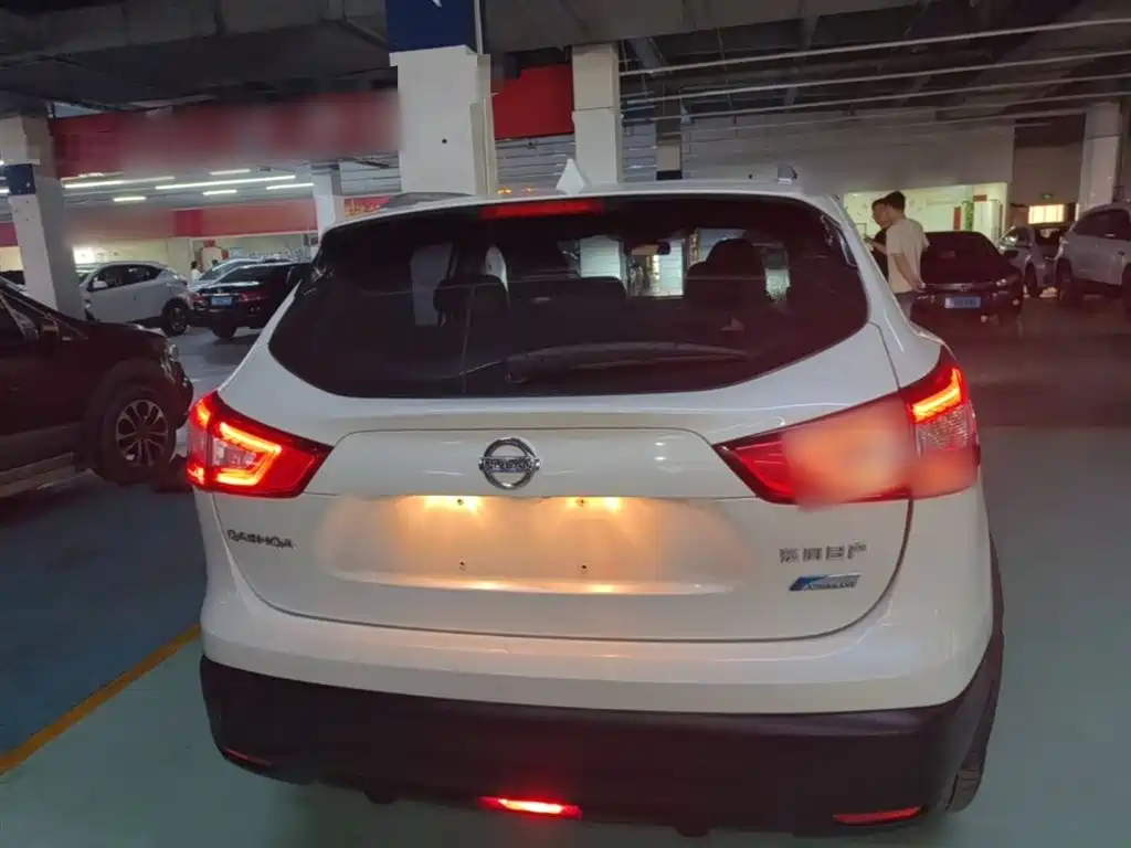 Qashqai 2017 2.0L CVT Smart Edition National V купить на сайте DeffCars