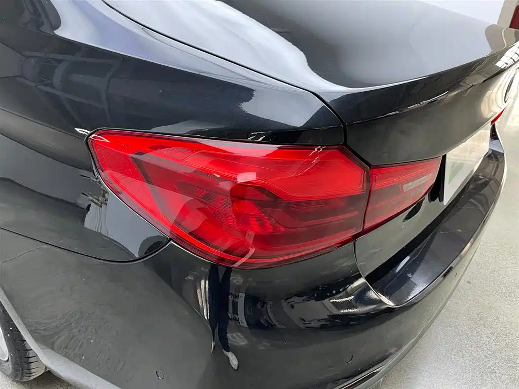 BMW 5 Series 2019 facelift 525Li M Sports Package купить на сайте DeffCars