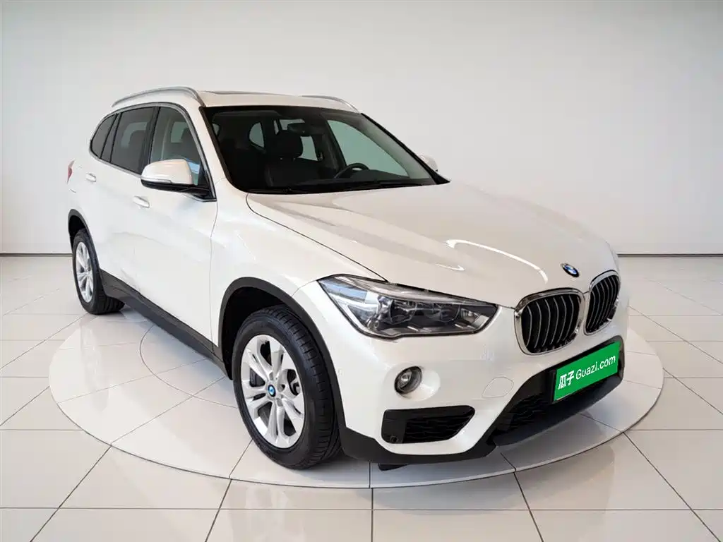 BMW X1 2016 sDrive18Li Exclusive Model купить на сайте DeffCars