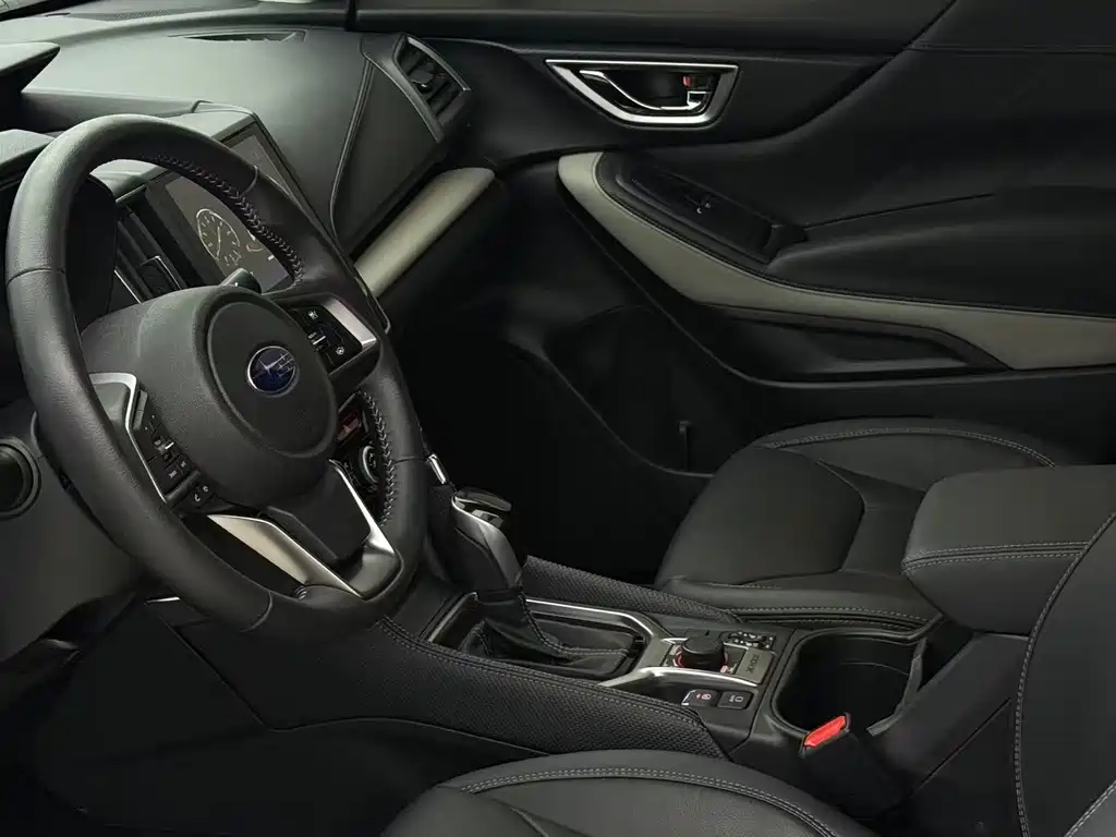 Forester 2022 2.0i AWD Deluxe Edition EyeSight купить на сайте DeffCars
