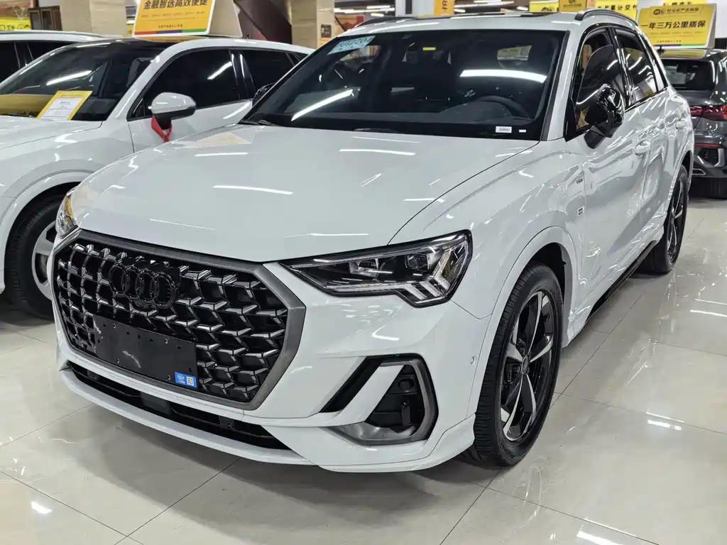 Audi Q3 2026 45th Anniversary Collector’s Edition 35TFSI Fashionable and Dynamic купить на сайте DeffCars