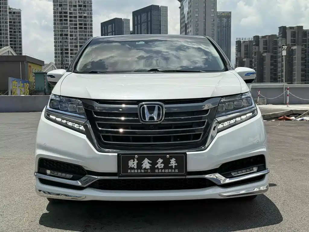 Elysion 2019 2.0L Hybrid Extreme Edition купить на сайте DeffCars