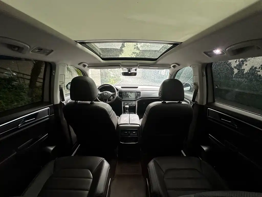 Touron 2019 380TSI four-wheel drive luxury version National VI купить на сайте DeffCars