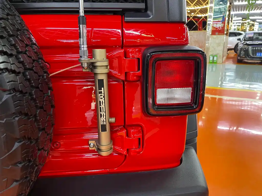 Wrangler 2019 2.0T Sahara four-door version National V купить на сайте DeffCars