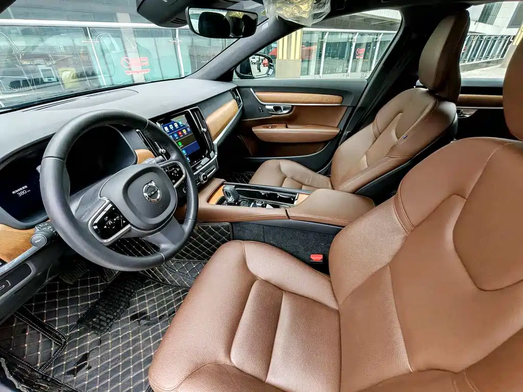 Volvo S90 2024 B5 Zhiyi Luxury Edition купить на сайте DeffCars