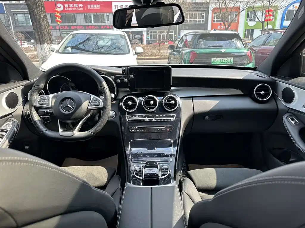 Mercedes-Benz C-Class 2018 C 200 Sports Edition купить на сайте DeffCars
