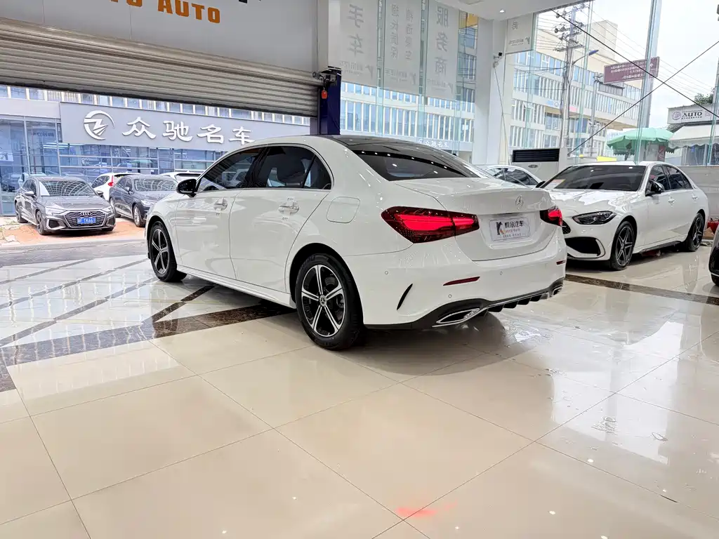 Mercedes-Benz A-Class 2023 A 200 L Fashion Model купить на сайте DeffCars