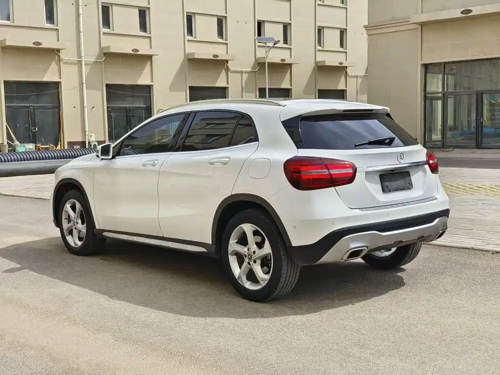 Mercedes-Benz GLA 2018 GLA 200 Dynamic купить на сайте DeffCars