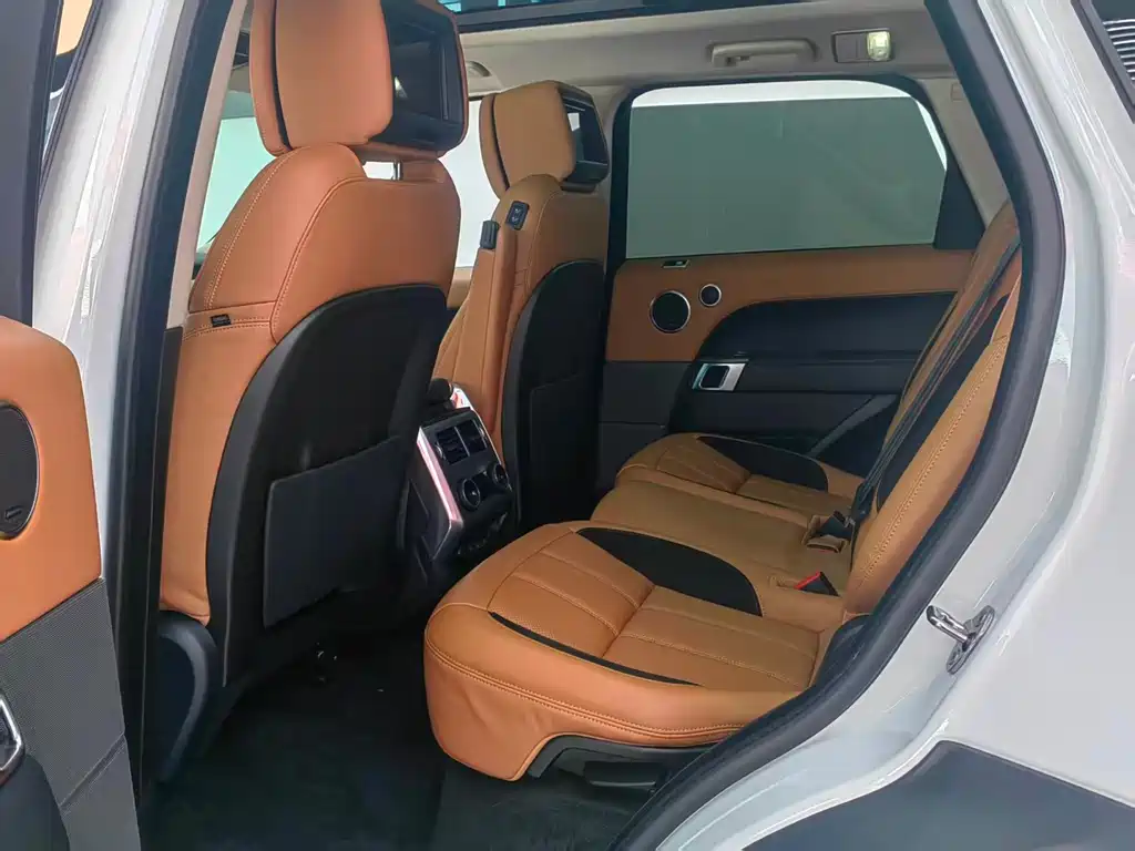 Range Rover Sport 2021 3.0 L6 Black Edition купить на сайте DeffCars
