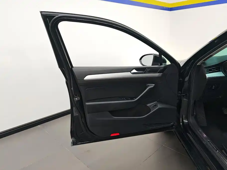 MAGOTAN 2020 280TSI DSG Comfort купить на сайте DeffCars