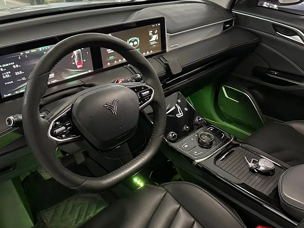 U 2021 Modified Pro 400 Industry Customized Edition купить на сайте DeffCars