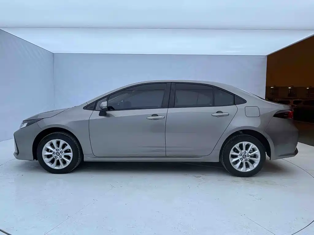 Corolla 2021 1.2T S-CVT Elite PLUS Edition купить на сайте DeffCars