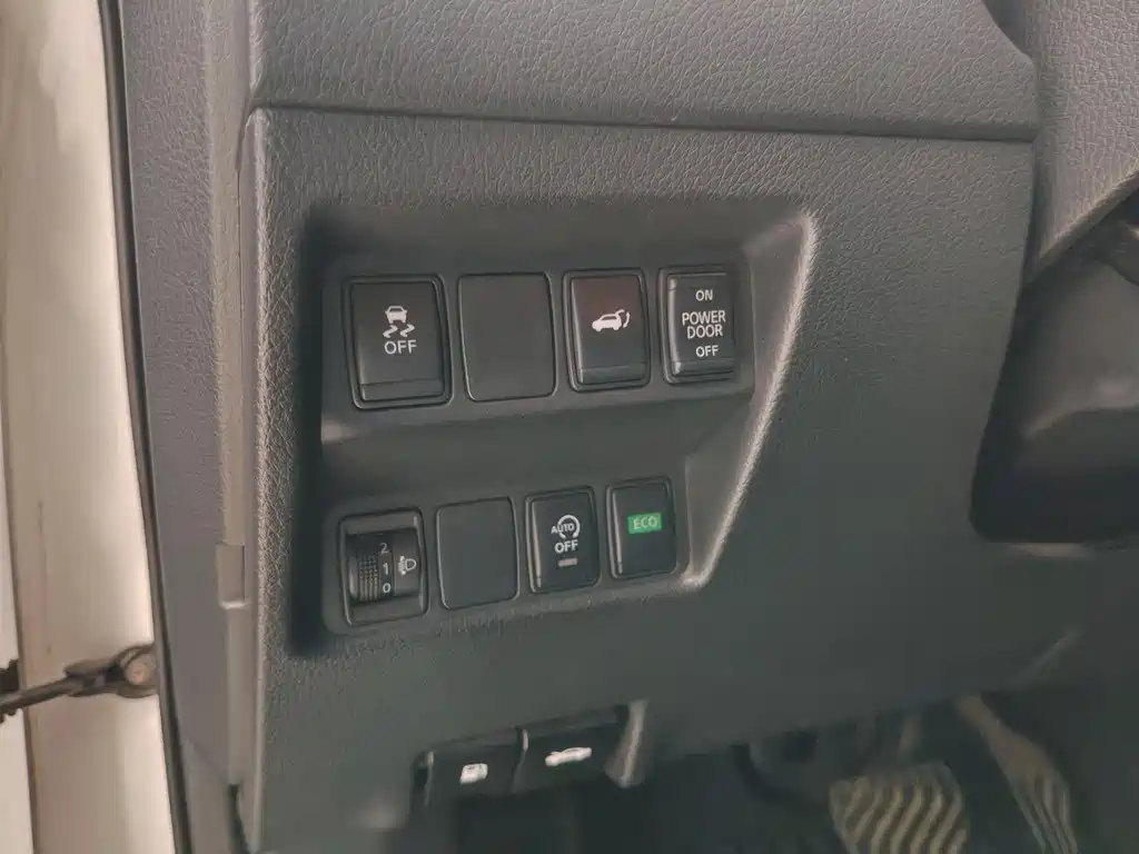 X-Trail 2017 2.5L CVT Deluxe Edition 4WD купить на сайте DeffCars