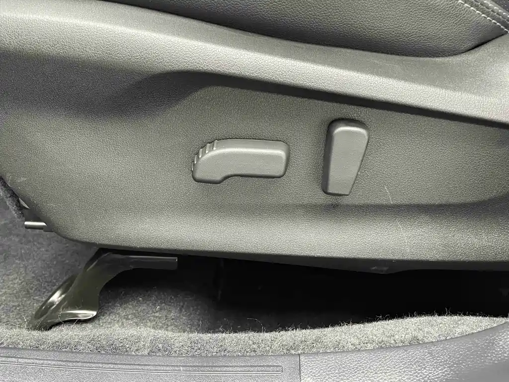 Forester 2022 2.0i AWD Deluxe Edition EyeSight купить на сайте DeffCars