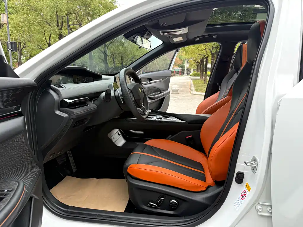 Changan UNI-V 2024 1.5T noble sports model купить на сайте DeffCars