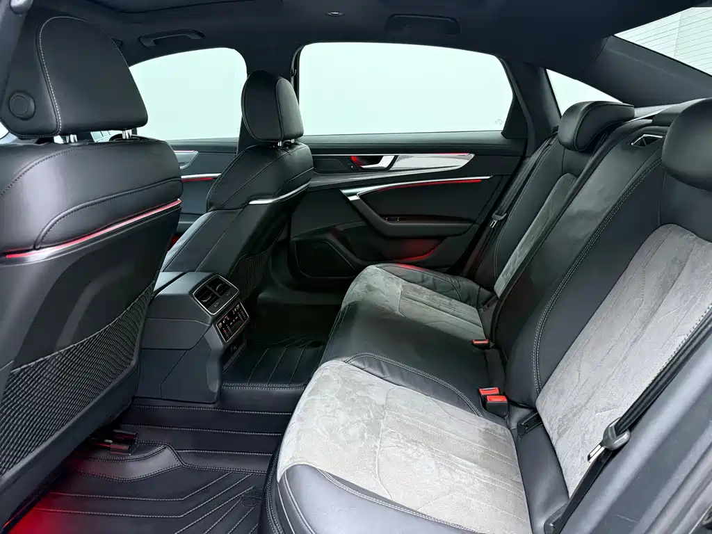 Audi A6L 2019 45 TFSI Premium Dynamic Model купить на сайте DeffCars
