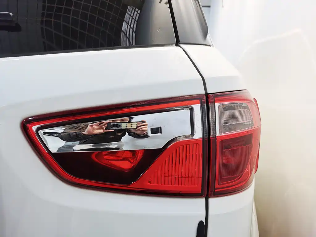 Yibo 2017 1.5L manual comfort model купить на сайте DeffCars