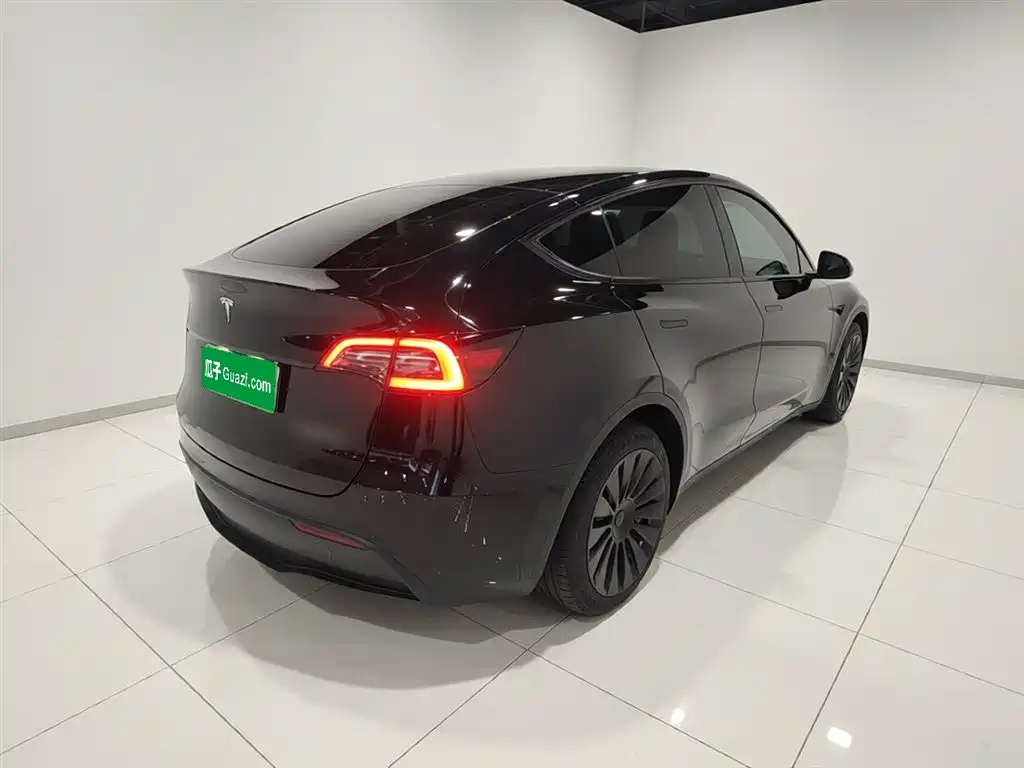 Model Y 2022 rear-wheel drive version купить на сайте DeffCars