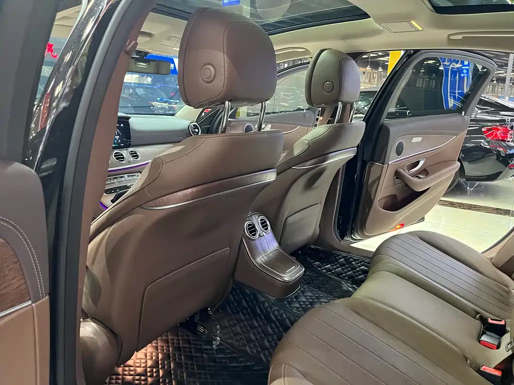 Mercedes-Benz E-Class 2023 E 300 L Fashion купить на сайте DeffCars