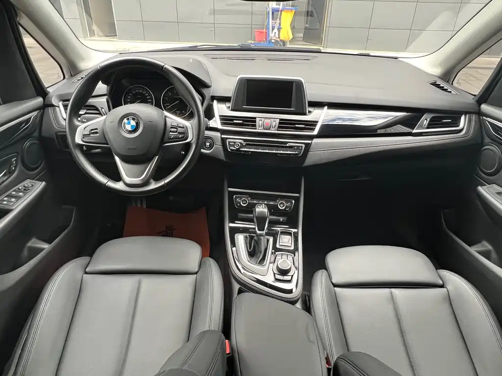 BMW 2 Series Touring 2016 218i Sports Design Package купить на сайте DeffCars
