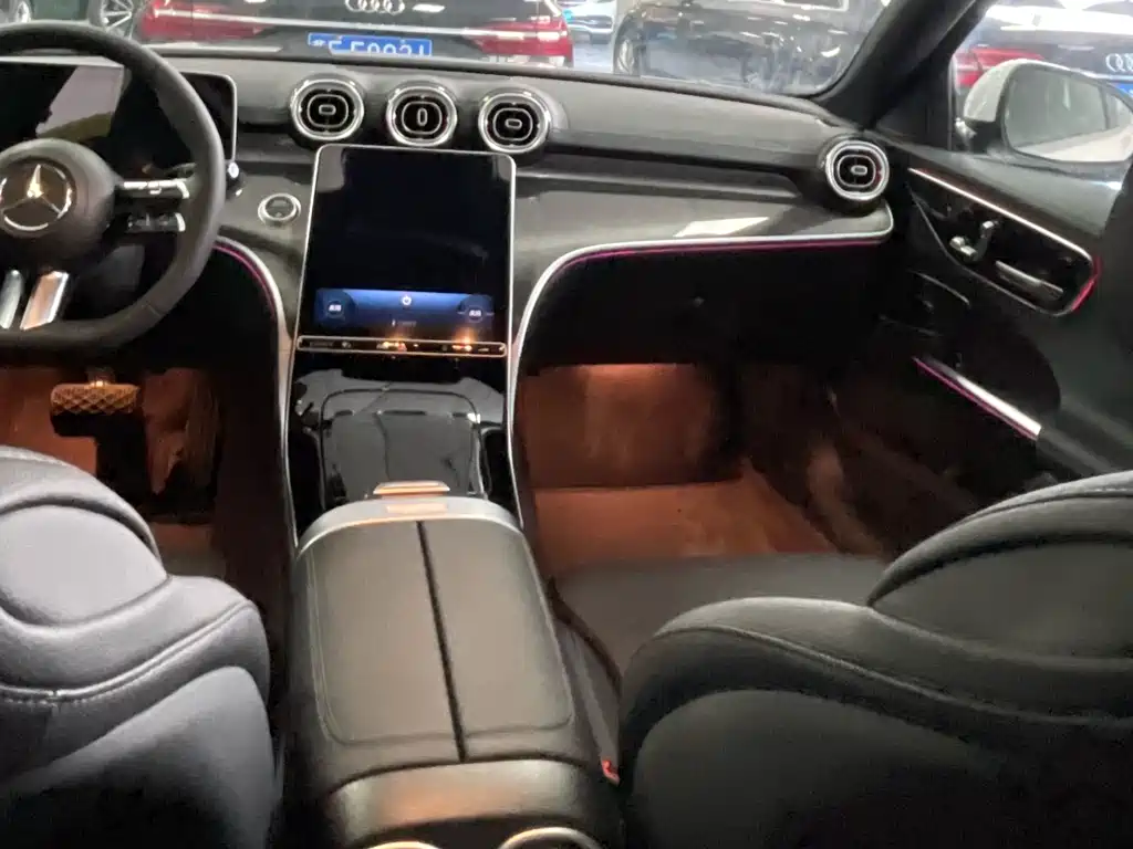 Mercedes-Benz C-Class 2025 C 260 L купить на сайте DeffCars