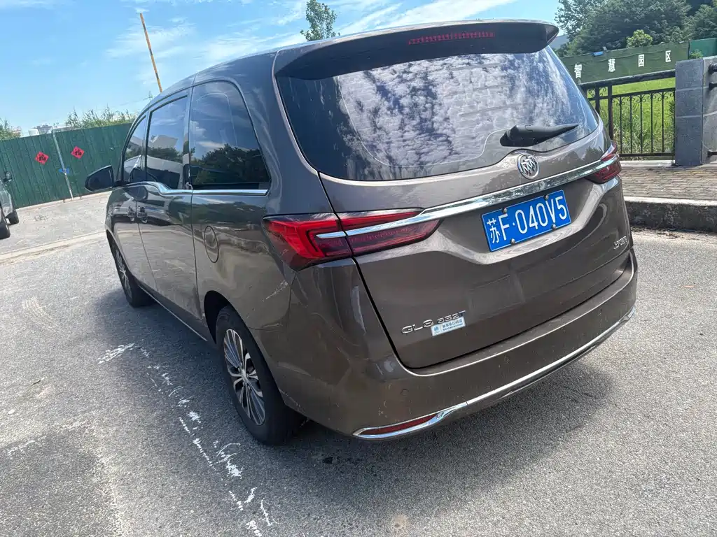 Buick GL8 2022 Land Business Class 652T Comfort купить на сайте DeffCars
