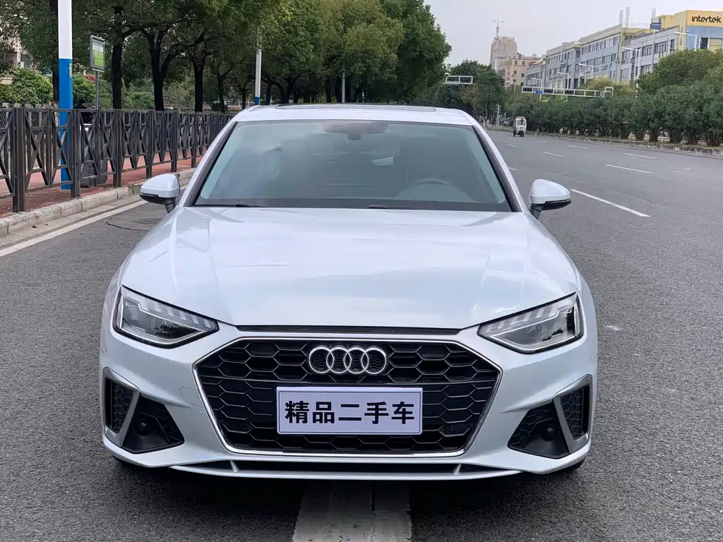 Audi A4L 2020 40 TFSI Fashionable and Dynamic купить на сайте DeffCars