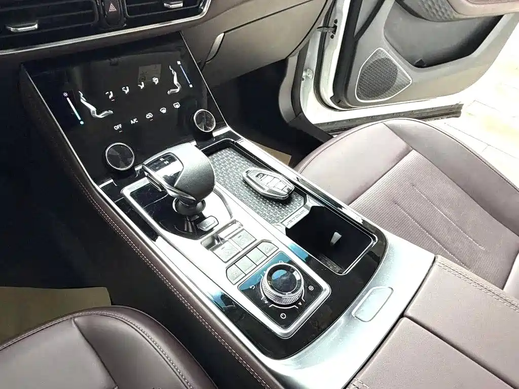 Jietu X90 PLUS 2025 1.6TD DCT Elite Edition 7 seats купить на сайте DeffCars
