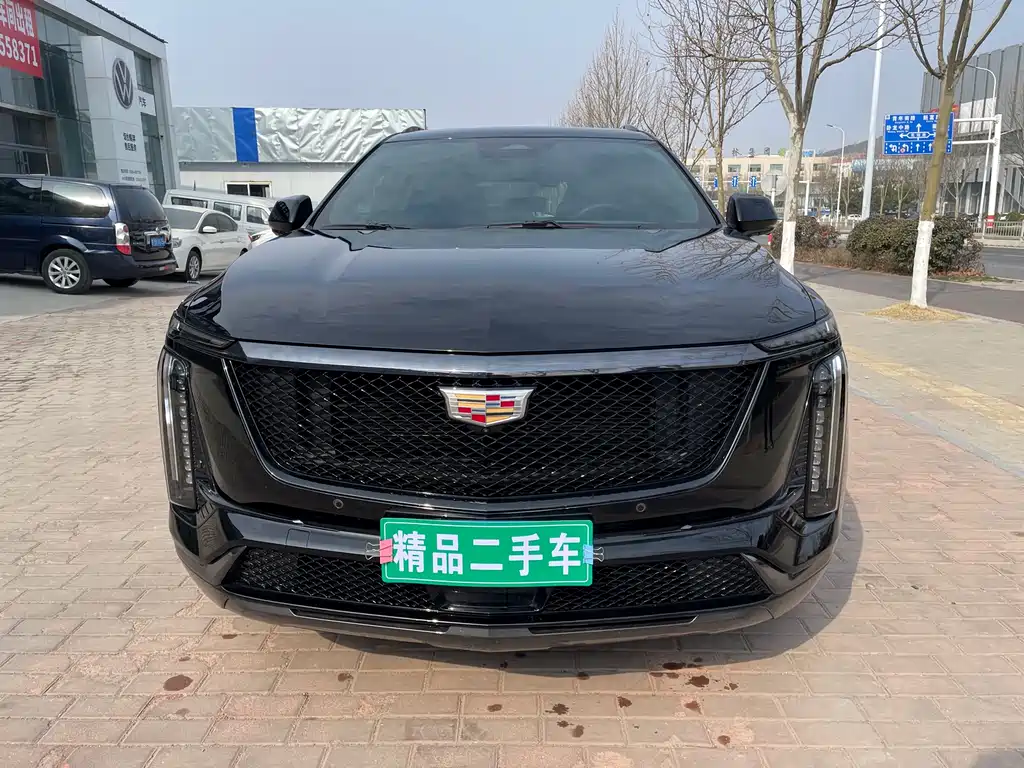 Cadillac XT5 2025 2.0T luxury model купить на сайте DeffCars